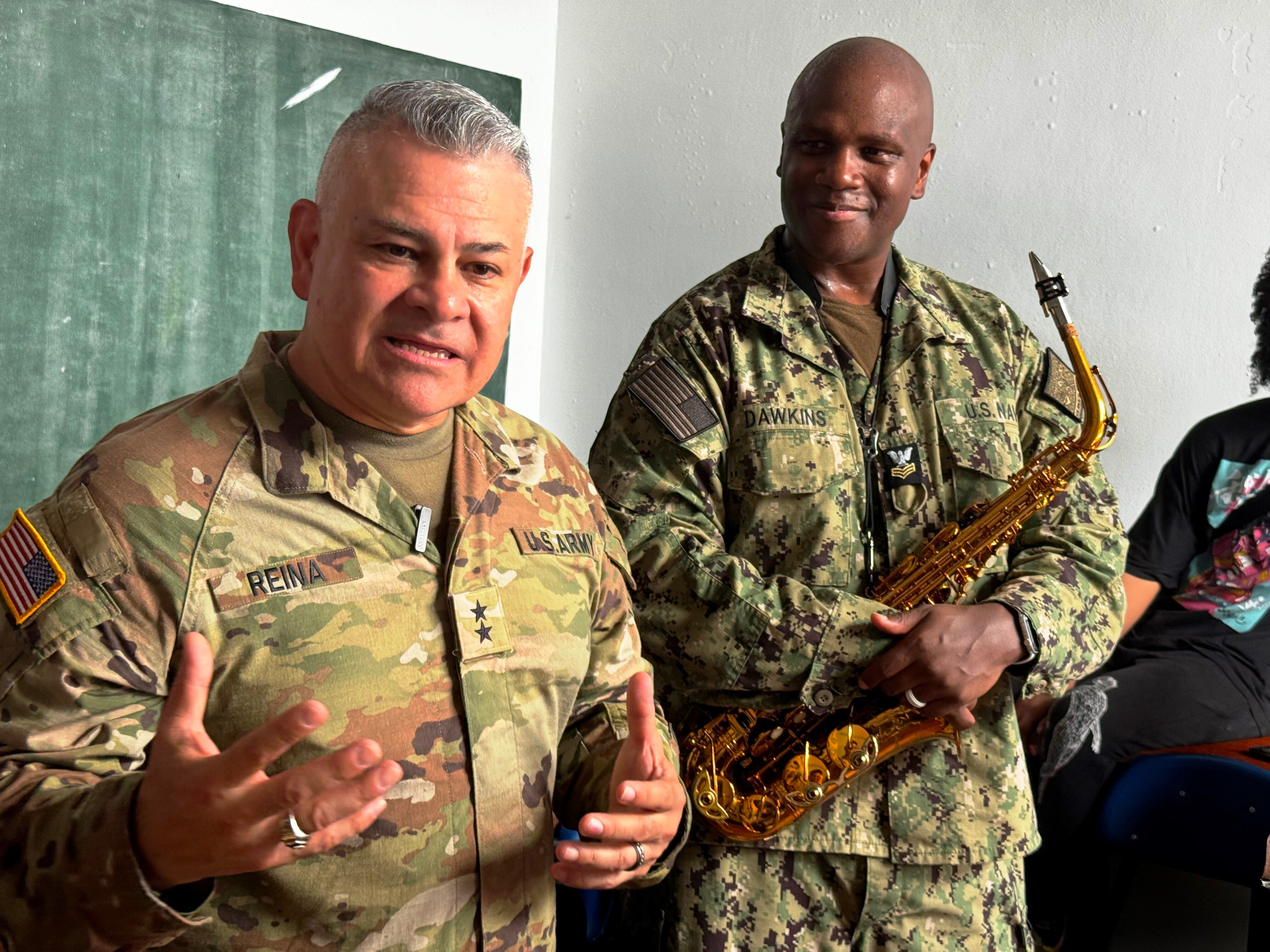 Músicos de la Armada de Estados Unidos dictaron talleres en Unibac