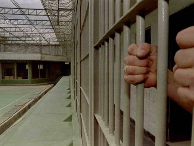 A la cárcel dos funcionarios del Gobierno por clonación de tarjetas de Transmilenio