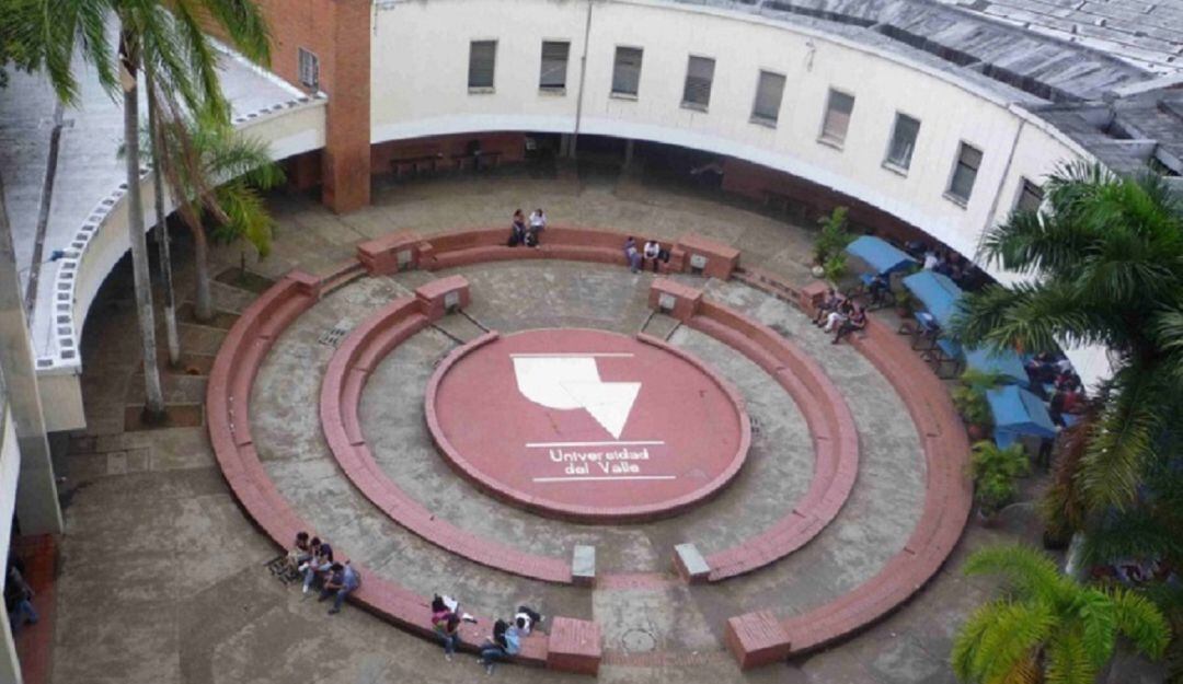 La vacunación de la comunidad académica en Univalle está avanzando de forma significativa, superando el 70% entre empleados, profesores y trabajadores oficiales de la Universidad. 