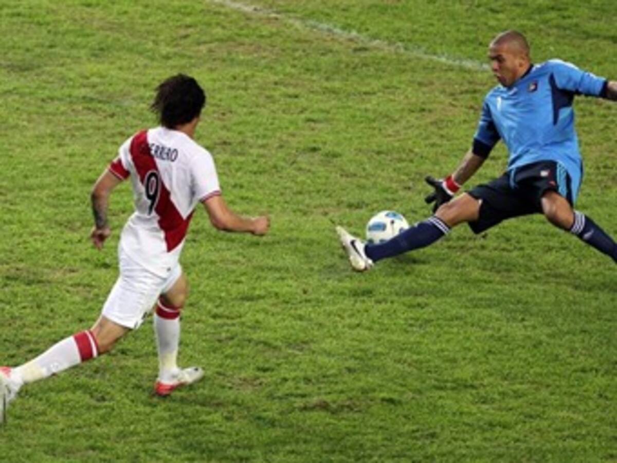 Paolo Guerrero con cinco anotaciones es el goleador de la Copa