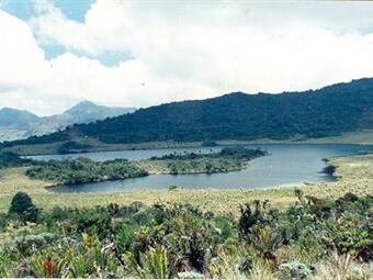 Laguna de Inzá (Cauca). Foto: http://www.inza-cauca.gov.co/