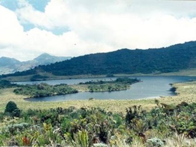 Laguna de Inzá (Cauca). Foto: http://www.inza-cauca.gov.co/