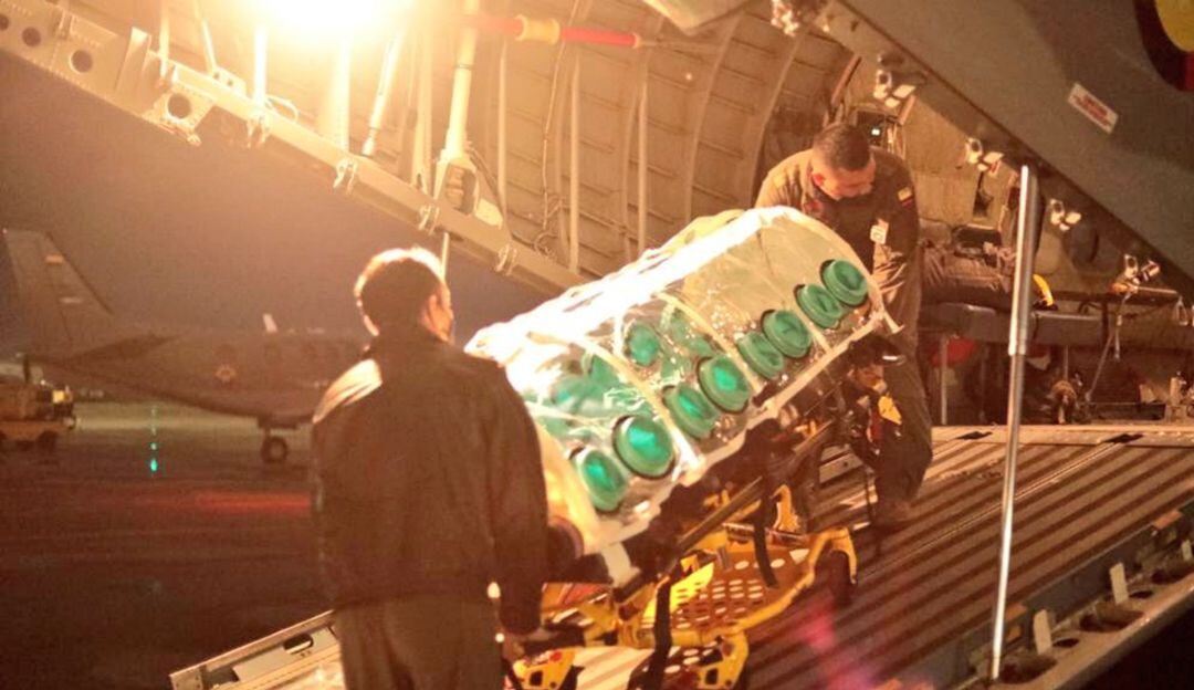 Traslado de tres pacientes con COVID-19