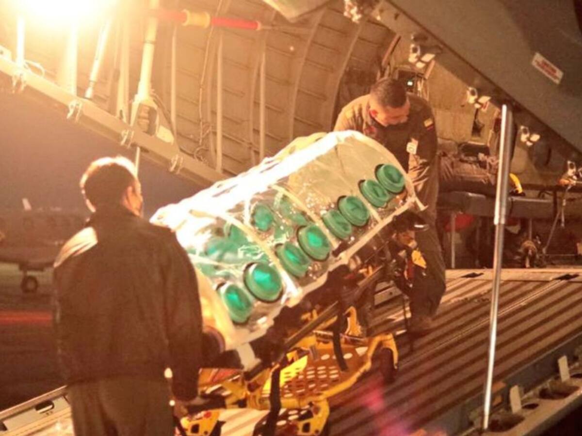 Fuerza Aérea traslada desde Santa Marta hacia Bogotá a pacientes COVID-19