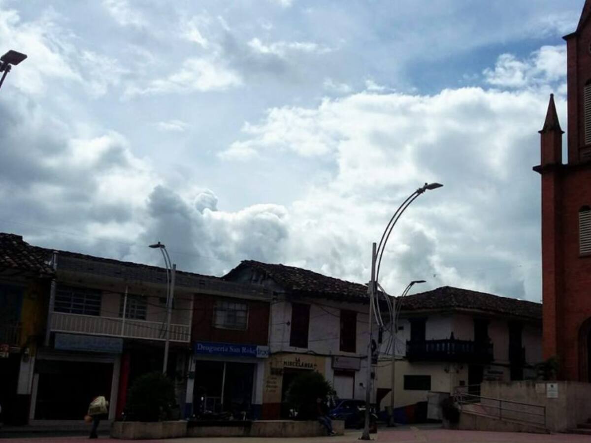 Cerca de 40 personas fueron víctimas de un atraco masivo en zona rural de Anserma, Caldas