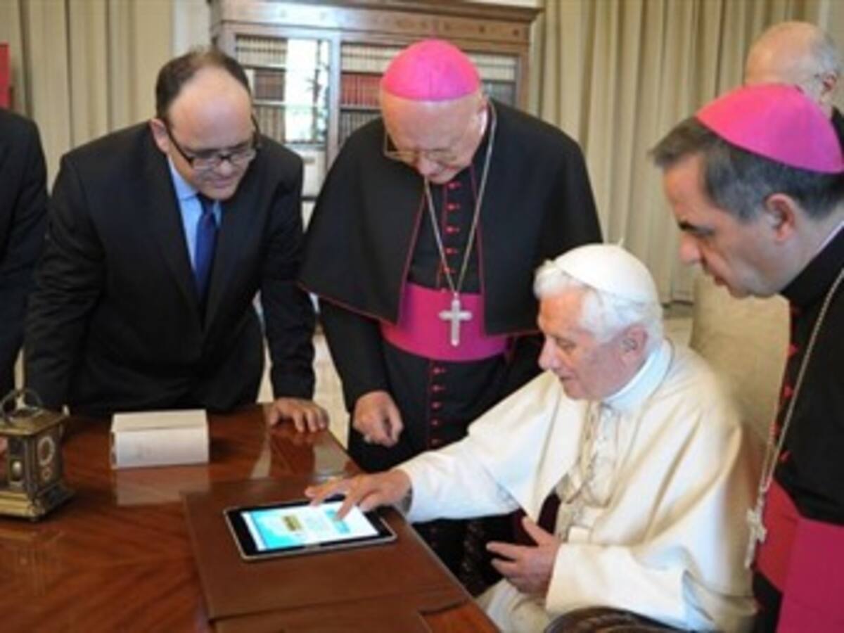 Benedicto XVI publicará su primer tuit a las 12 del 12 del 12 de 2012
