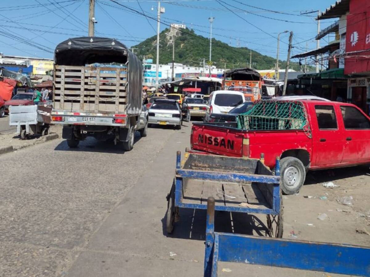 Estafadores están realizando cobros a comerciantes de Bazurto en Cartagena