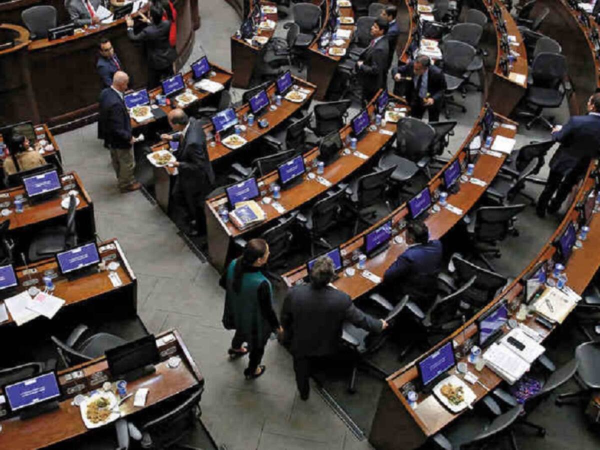 Congresistas proponen 15 días sin IVA, para recuperar economía por COVID-19