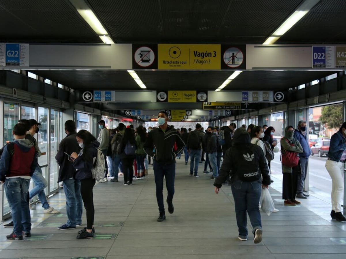 Capturan a un hombre que estaría vendiendo marihuana en TransMilenio