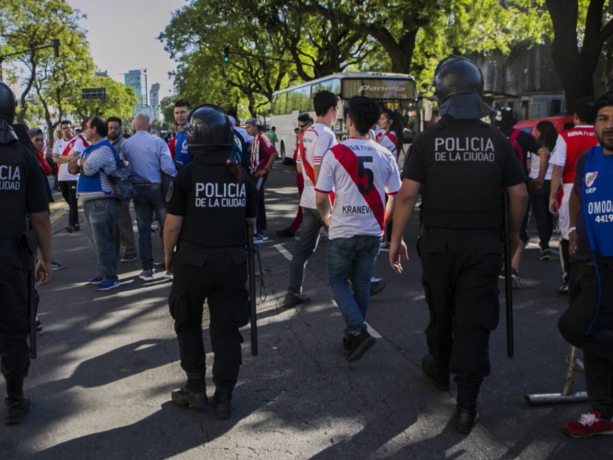 El hincha de River liberado se arrepiente de atacar el autobús de Boca