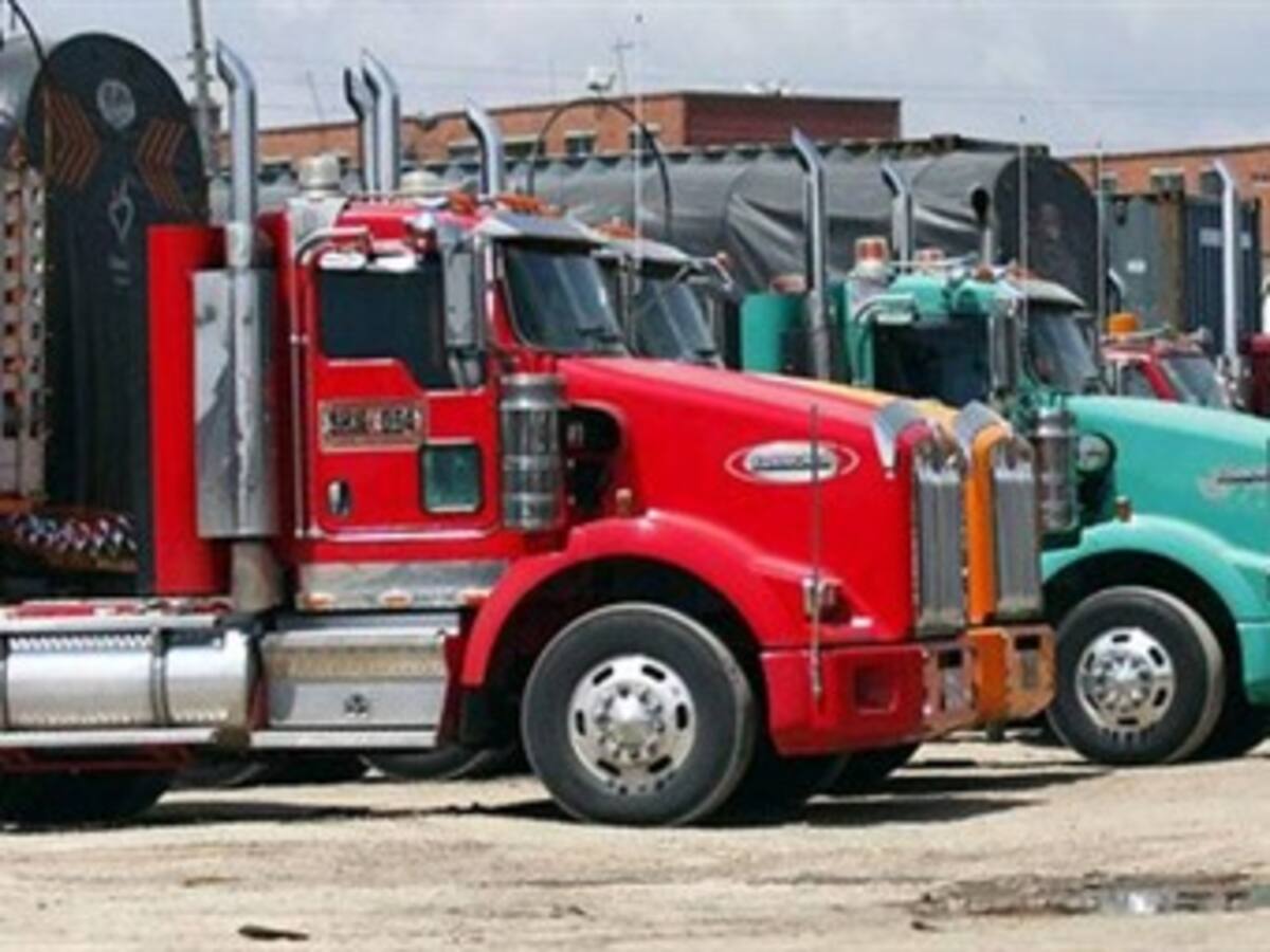 Gobierno Distrital estudia la posibilidad de restringir el tránsito de vehículos de carga