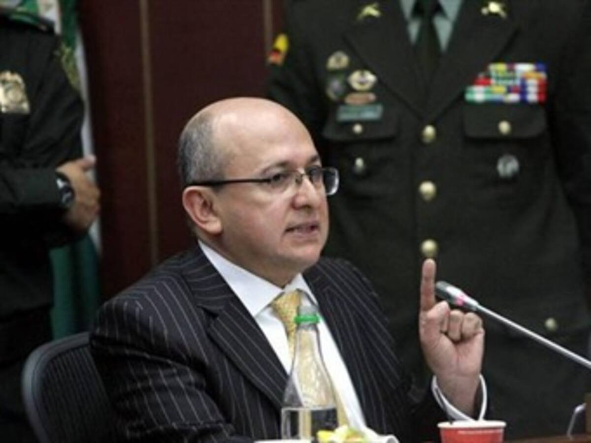 Fiscal pide avalar participación en política de desmovilizados sin límites