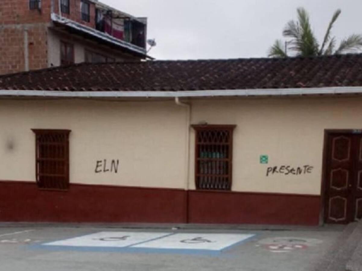 Temor en Anorí por aparición de grafitis intimidantes