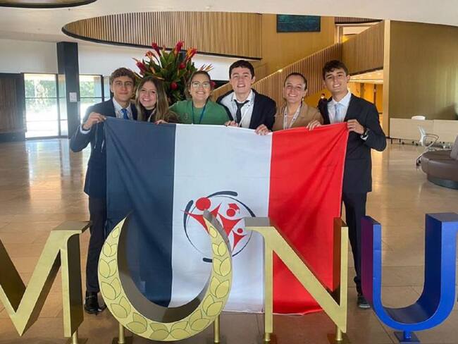 Delegación del colegio San Bonifacio en el Modelo ONU de la U. de la Sabana