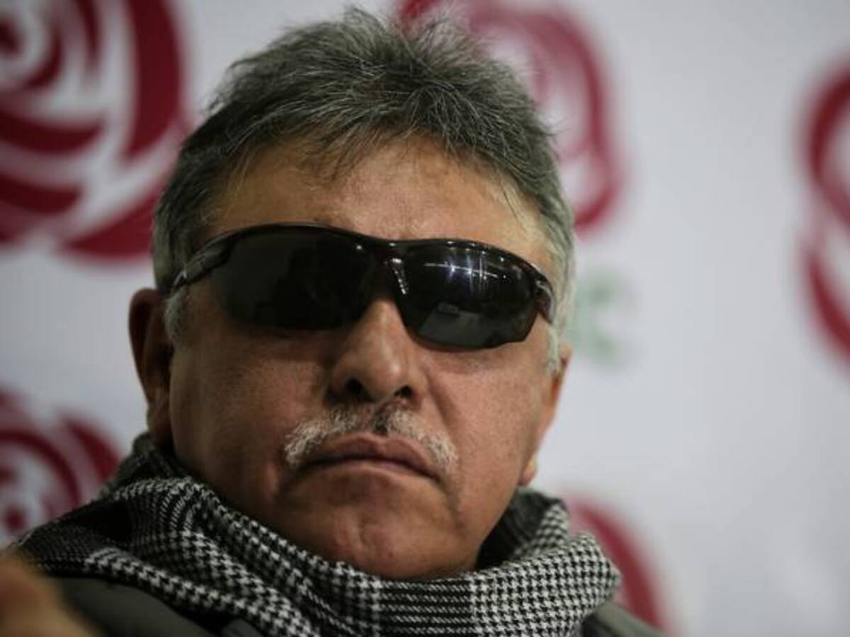Santrich reta al fiscal a hacer públicas las pruebas de su caso