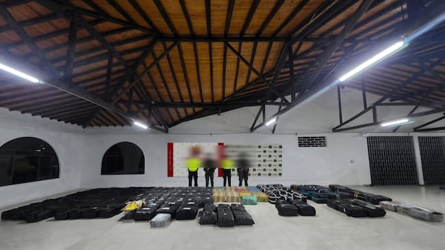 Cargamento de marihuana incautado en Itagüí. Cortesía. Ejército Nacional.