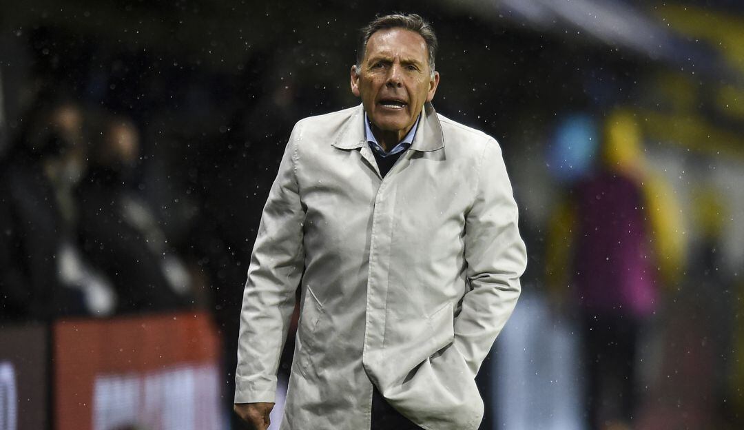 Miguel Russo como técnico de Boca Juniors en 2021