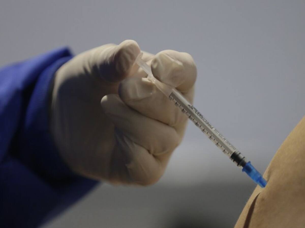 Vacunatón COVID-19 para gestantes y menores entre 12 y 17 en Sucre