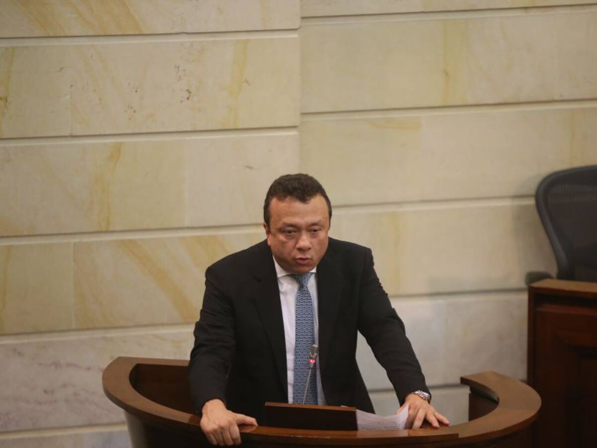 Partido de la U suspende al senador Eduardo Pulgar