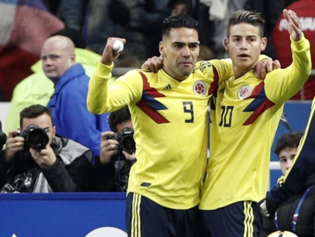 James y Falcao podrían consagrarse campeones este sábado en Europa