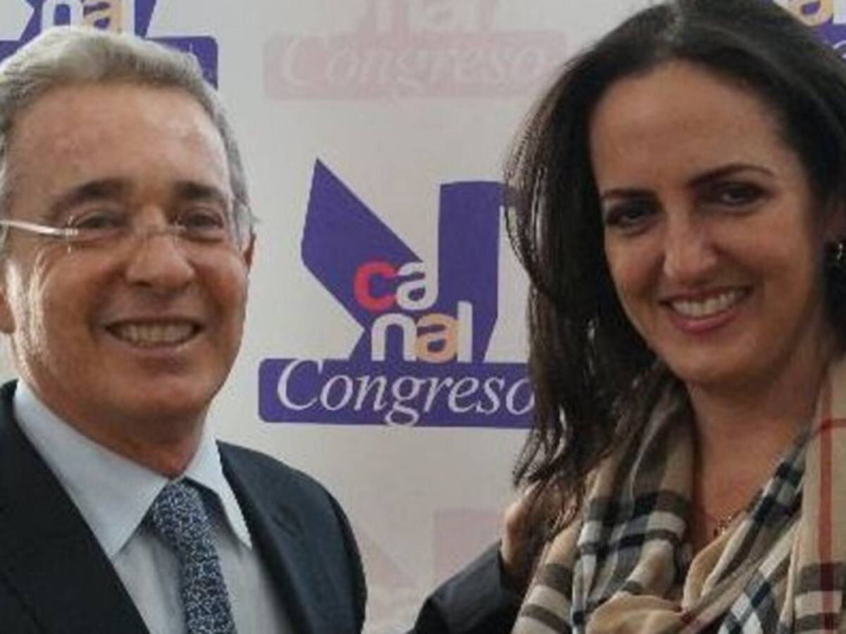 Los polémicos tuits de María Fernanda Cabal acerca de los atentados en París