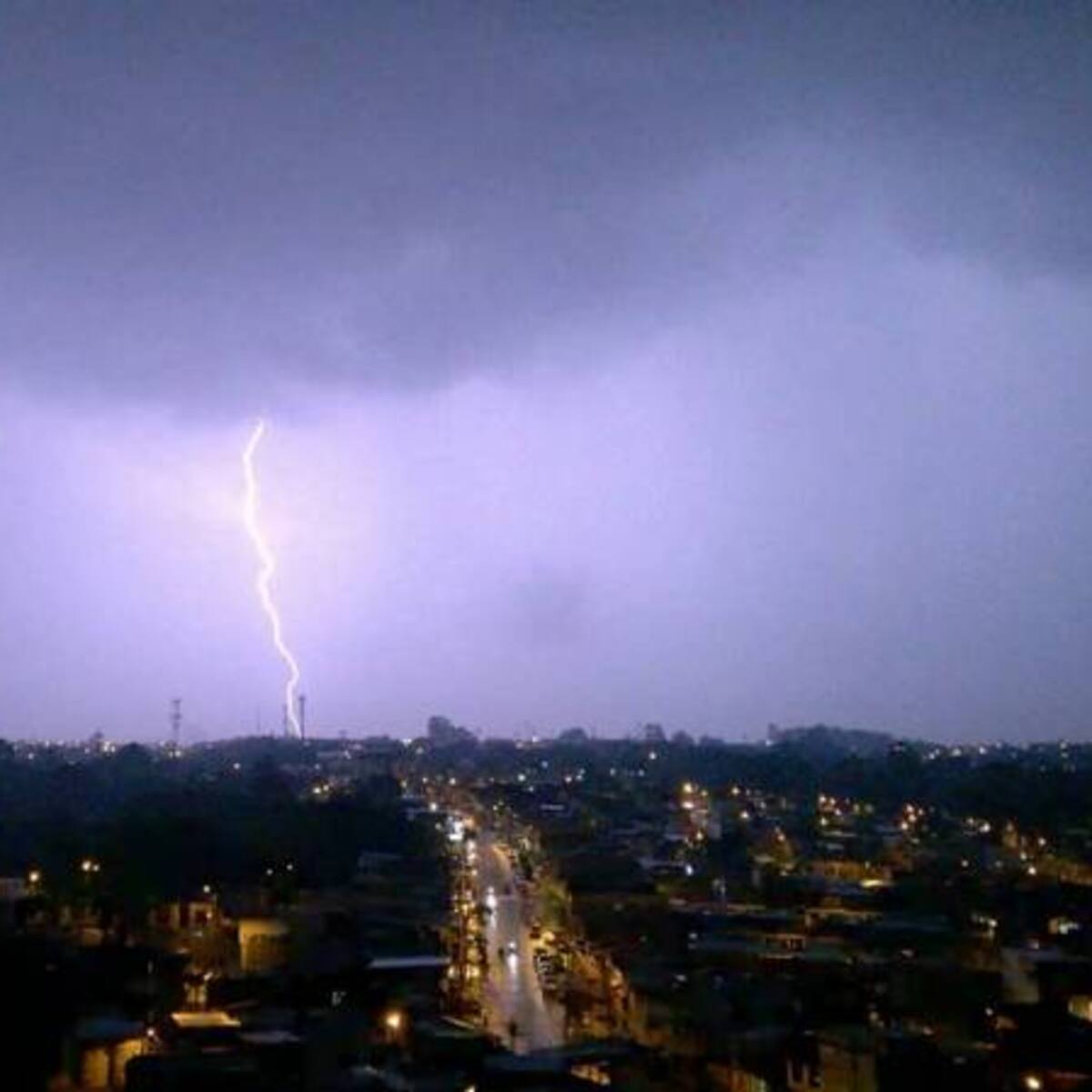 Reparados los daños eléctricos ocasionados por fuertes tormentas en Santander