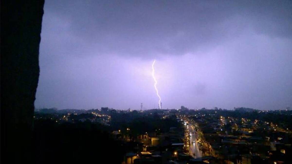 Vendales y tormentas eléctricas provocaron emergencias en varios municipios del Quindío