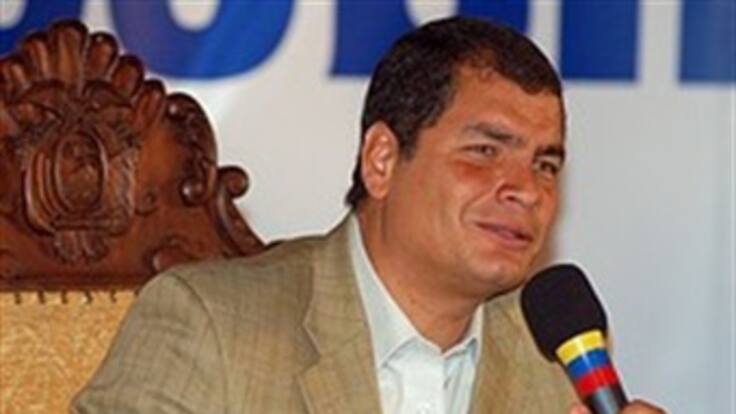 Correa se declara respetuoso de proceso electoral en Colombia