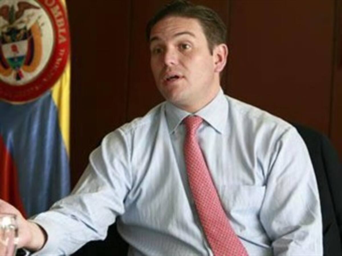 No hay justificación para el aplazamiento de la liberación de seis uniformados: mindefensa