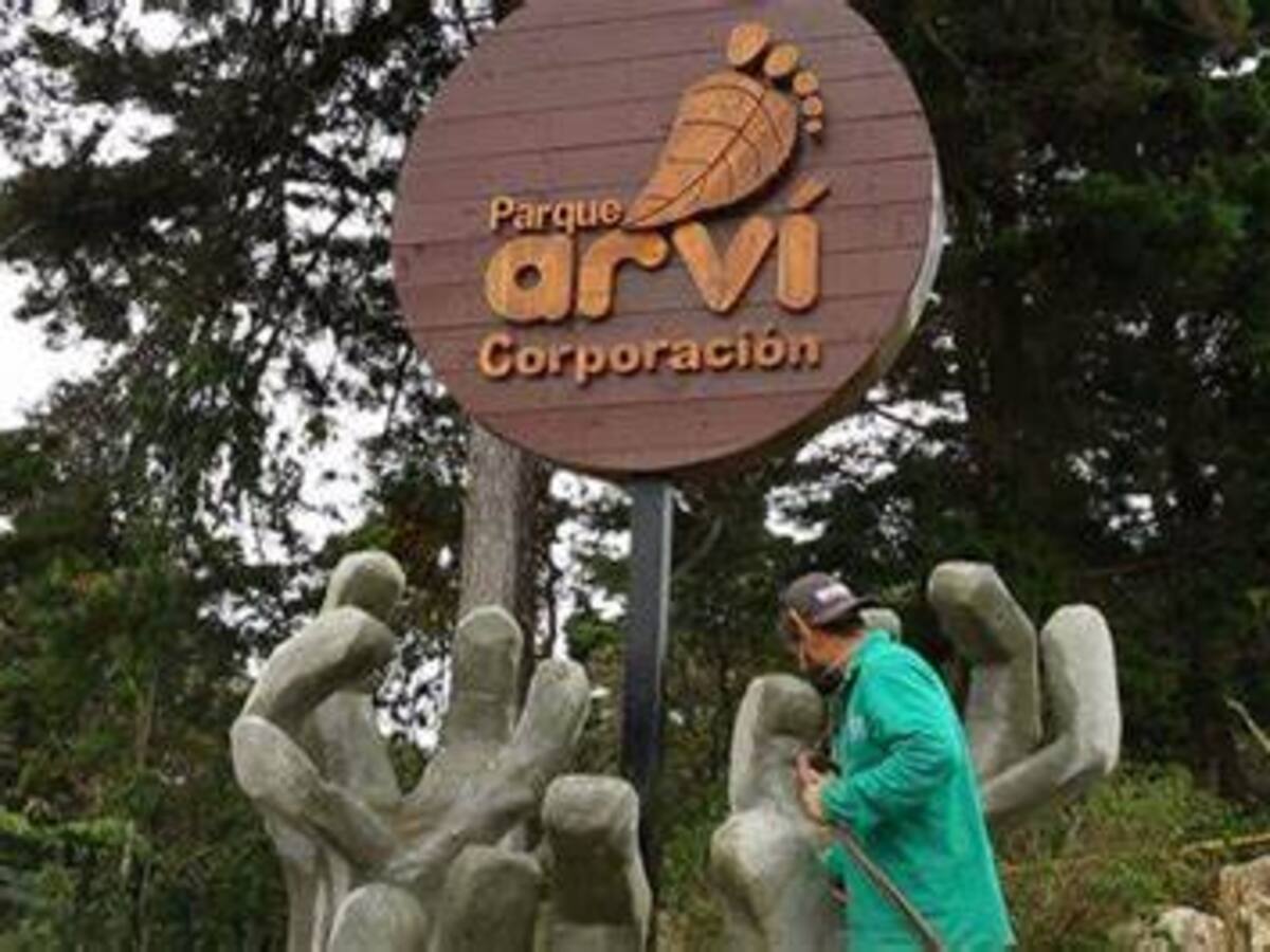 Abren indagación contra exdirector del Parque Arví, inhabilitado por acoso laboral