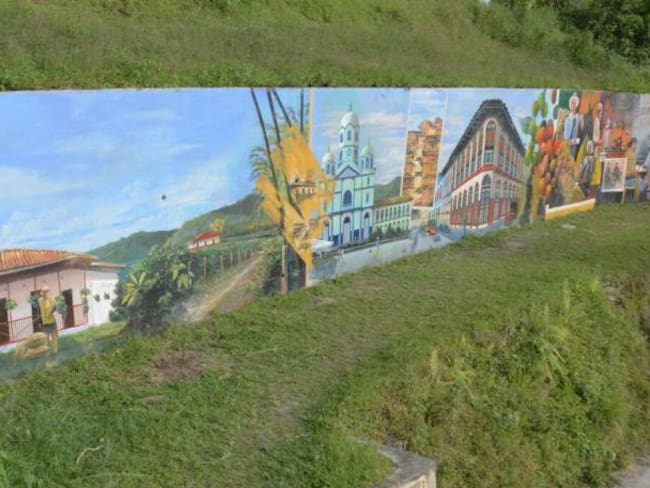 En el corregimiento de La Virginia en Calarcá, mural de 41 metros de largo alusivo al Paisaje Cultural Cafetero
