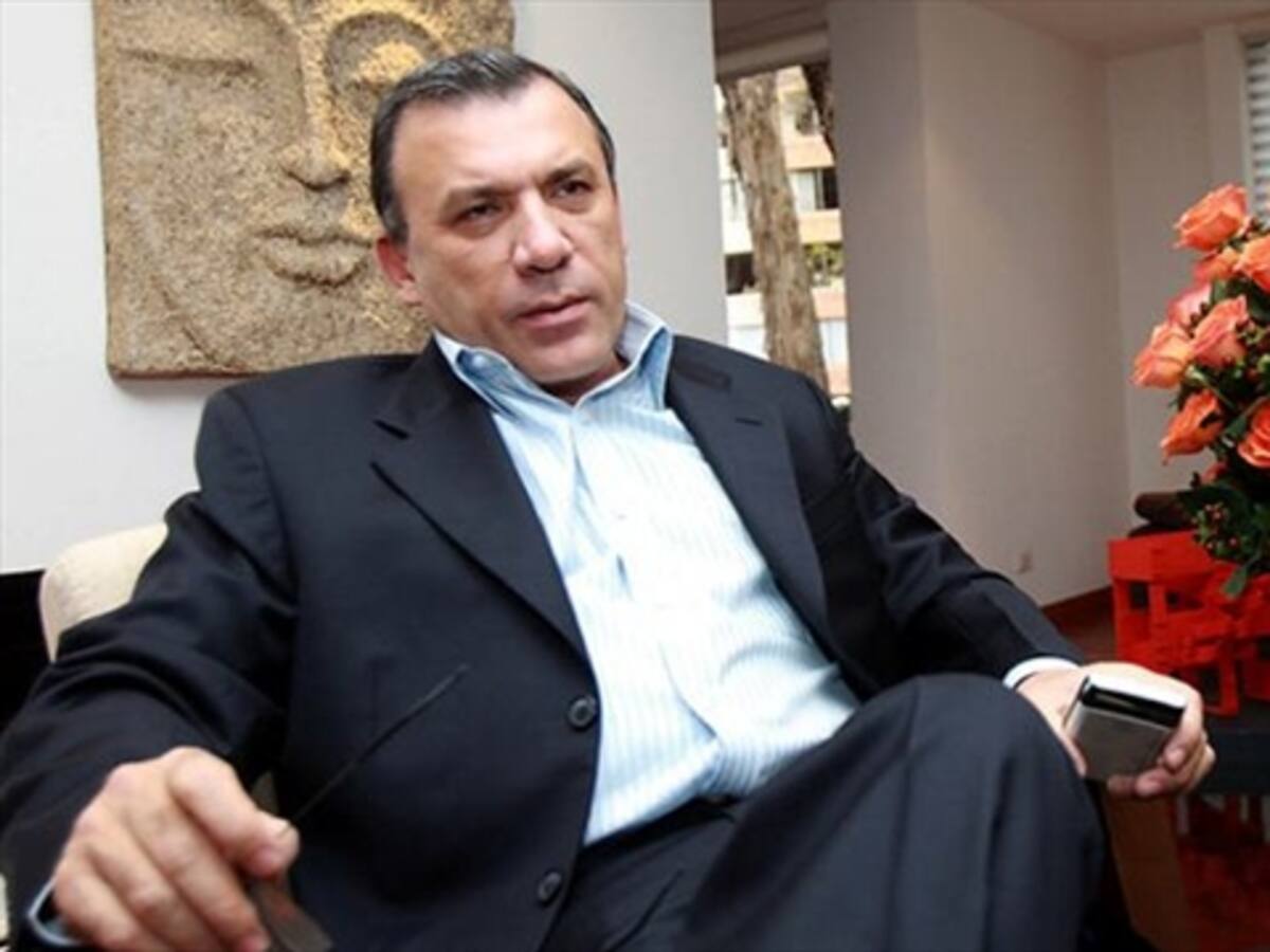 Roy Barreras oficializa su candidatura a presidencia de La U
