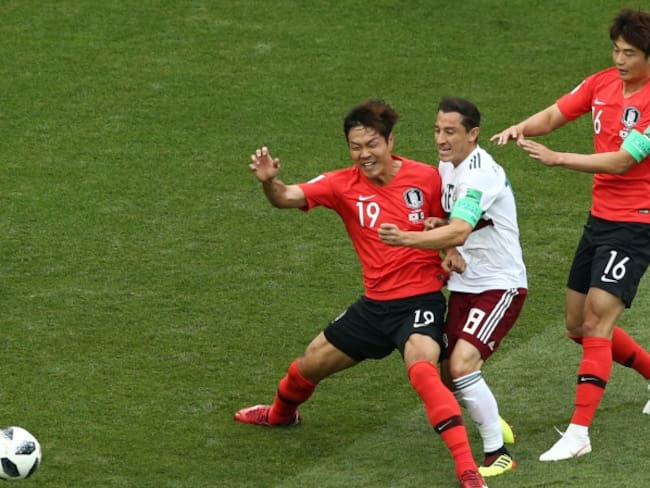 México vence 2-1 a Corea del Sur y se acerca a la siguiente ronda