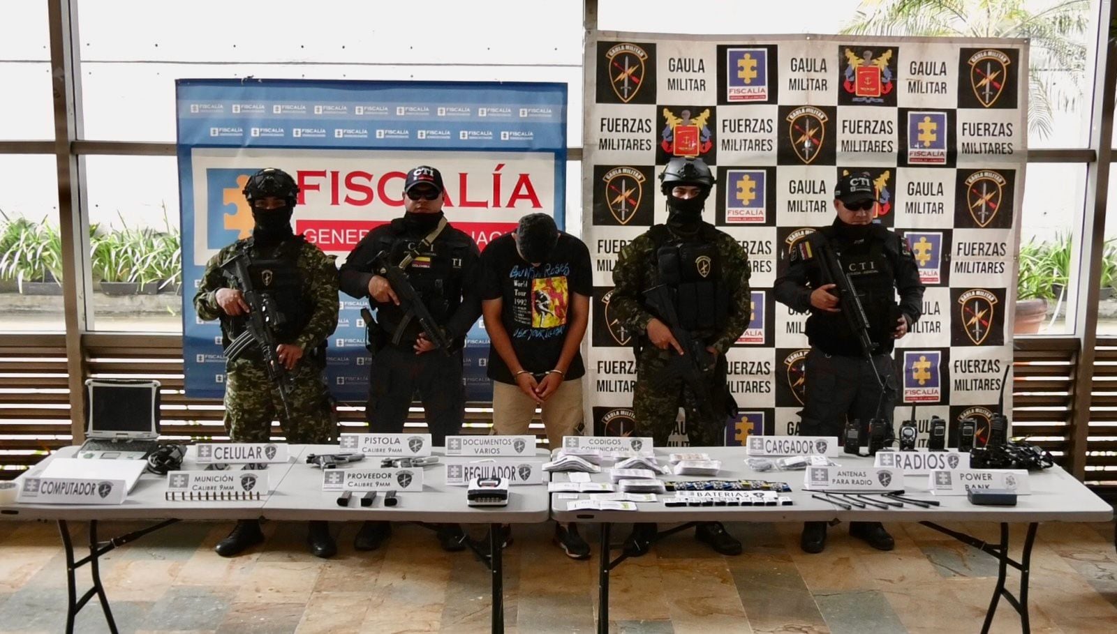 Capturado en Sonsón en centro de comunicaciones del Clan del Golfo- foto Cuarta Brigada