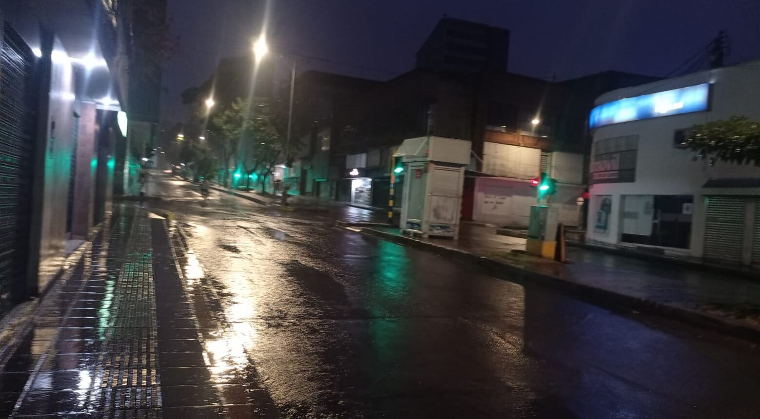 Fuerte aguacero en Bucaramanga