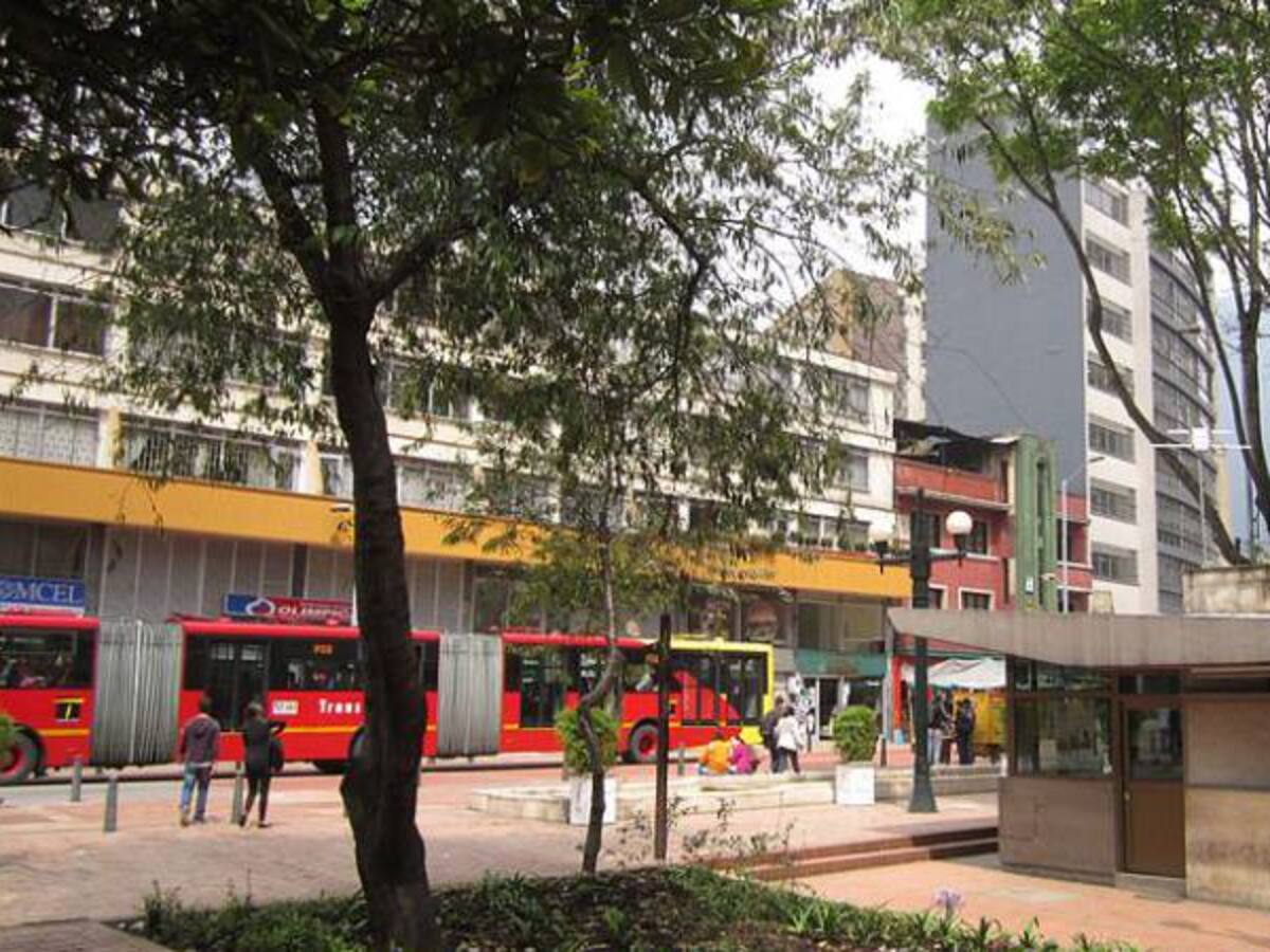 Cundinamarca pide acciones inmediatas al Distrito para mejorar la movilidad en la Calle 13