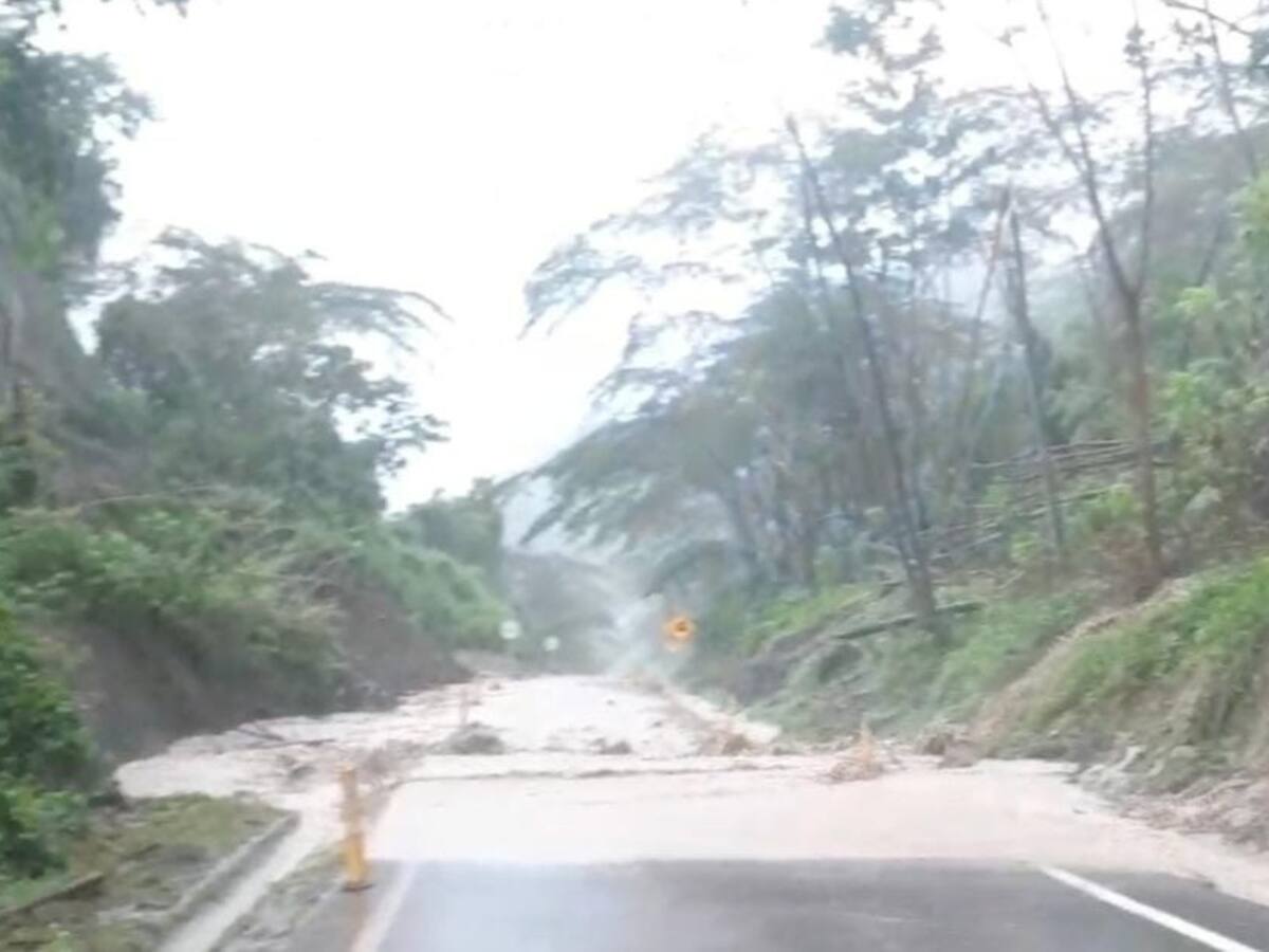 Cerrada antigua vía Bucaramanga - Barrancabermeja