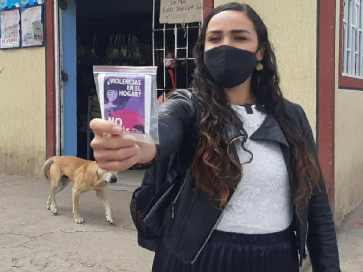 Toallas higiénicas tendrán información para combatir violencia de género