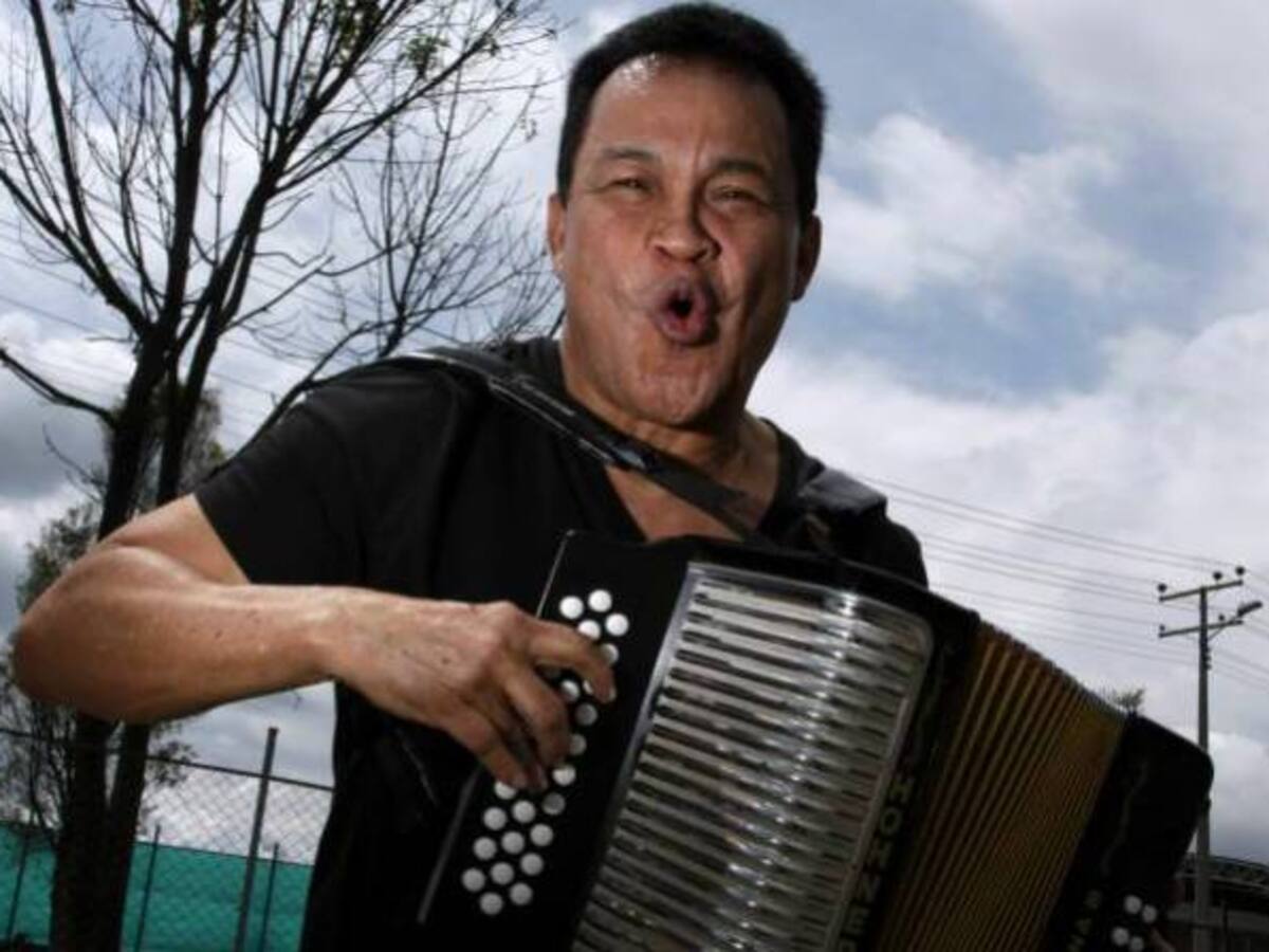 Alfredo Gutiérrez saluda a Caracol Radio en sus 70 años