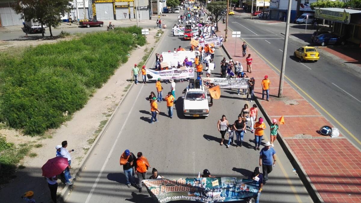 Con marchas y caravanas sindicatos preparan paro nacional
