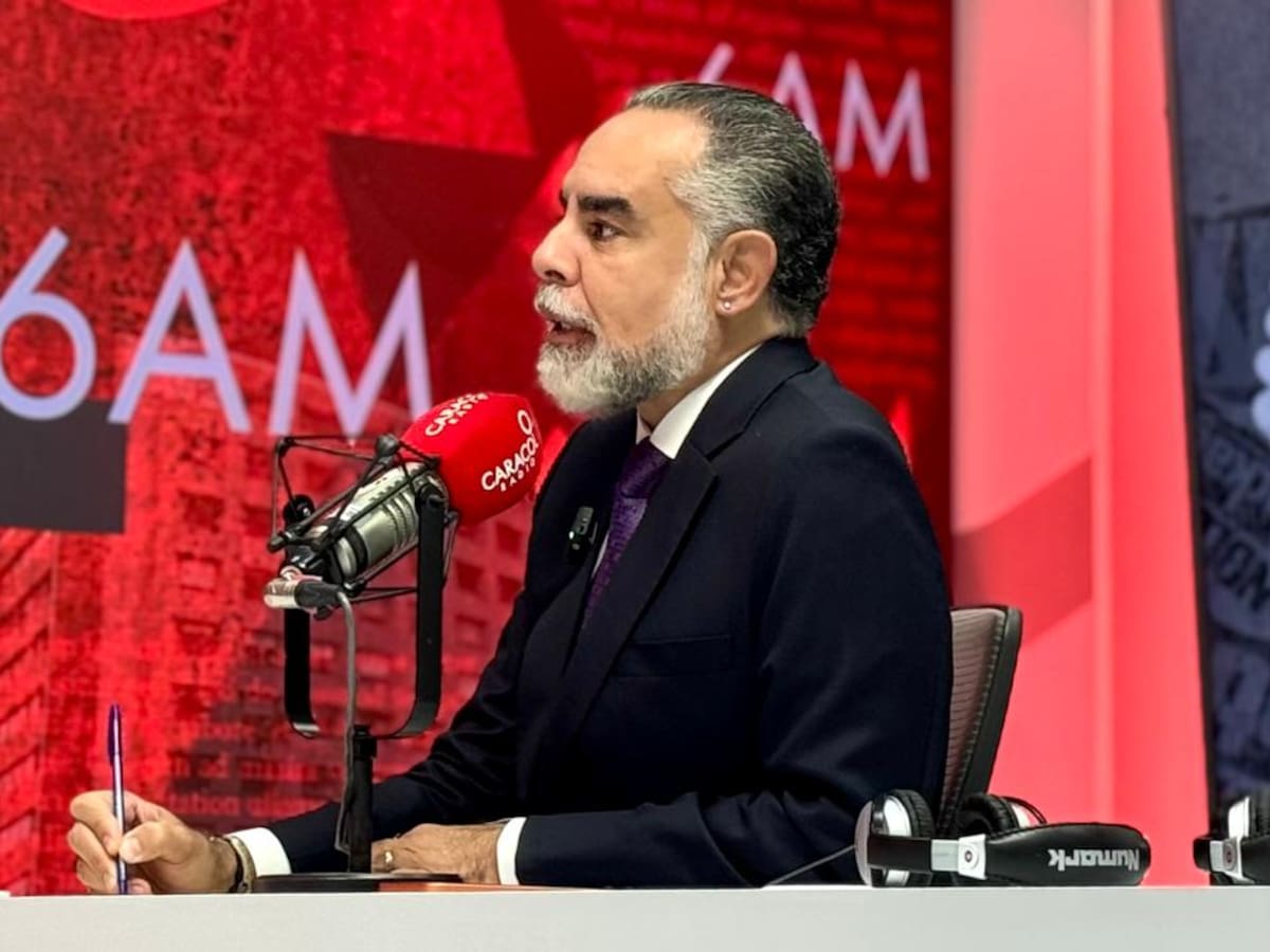 Me mamé de las atrocidades: Benedetti a Lombana por allanamiento e investigación contra sus parientes