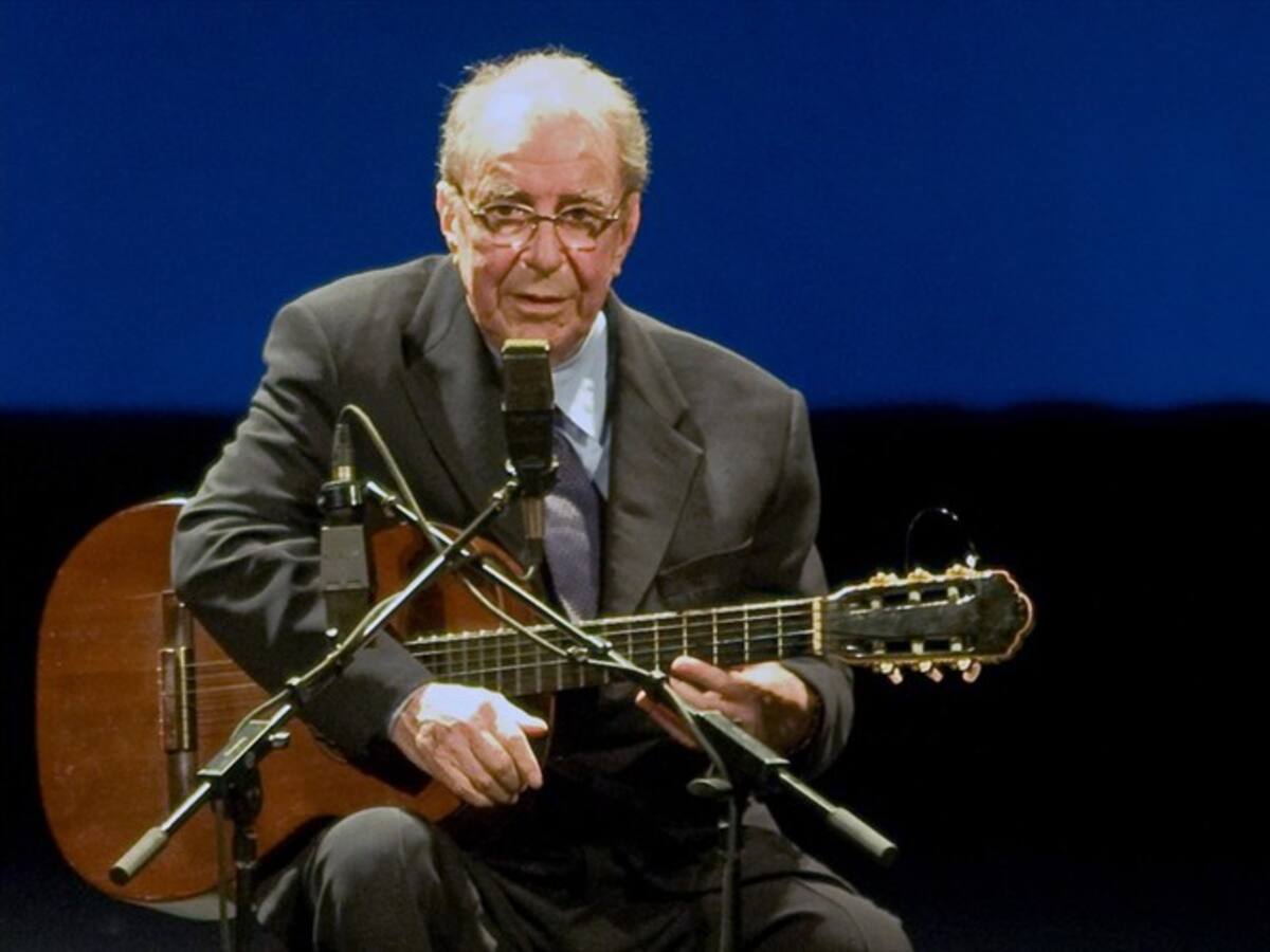 Las canciones de João Gilberto acompañaron el nacimiento de Brasil: periodista Savaget