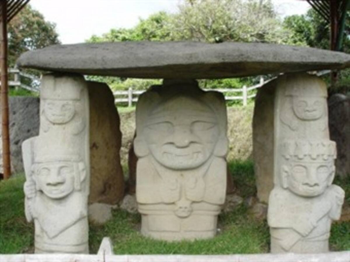 ¿Se cancelará la exposición de las esculturas de San Agustín en el Museo Nacional?