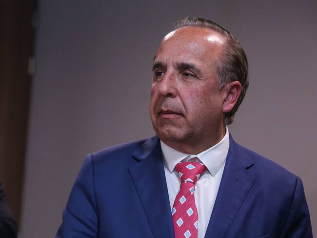 Guillermo Reyes, ministro de Transporte.