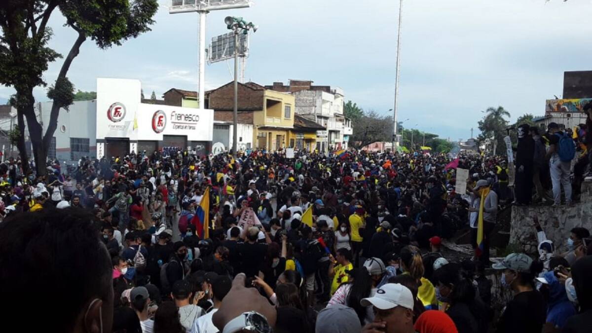 Piden evitar aglomeraciones en marchas este 20 de julio por pico de COVID