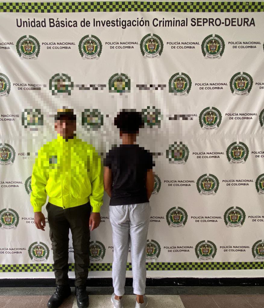 Profesora Capturada - foto policía Urabá