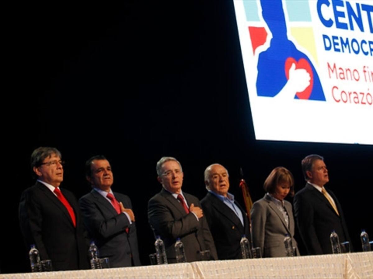 CNE abriría investigación formal a Centro Democrático por campaña Zuluaga