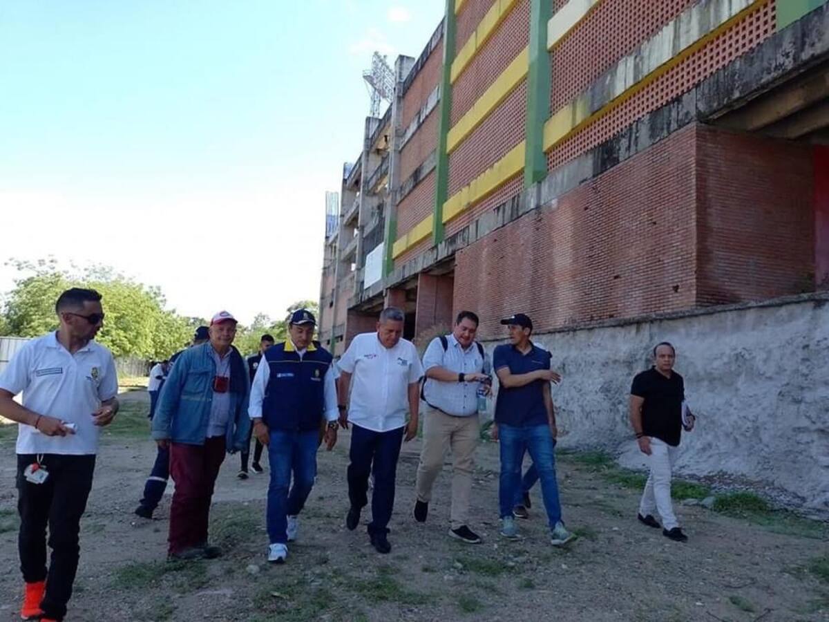 Continúan revisiones del estadio de Neiva ‘Guillermo Plazas Alcid’