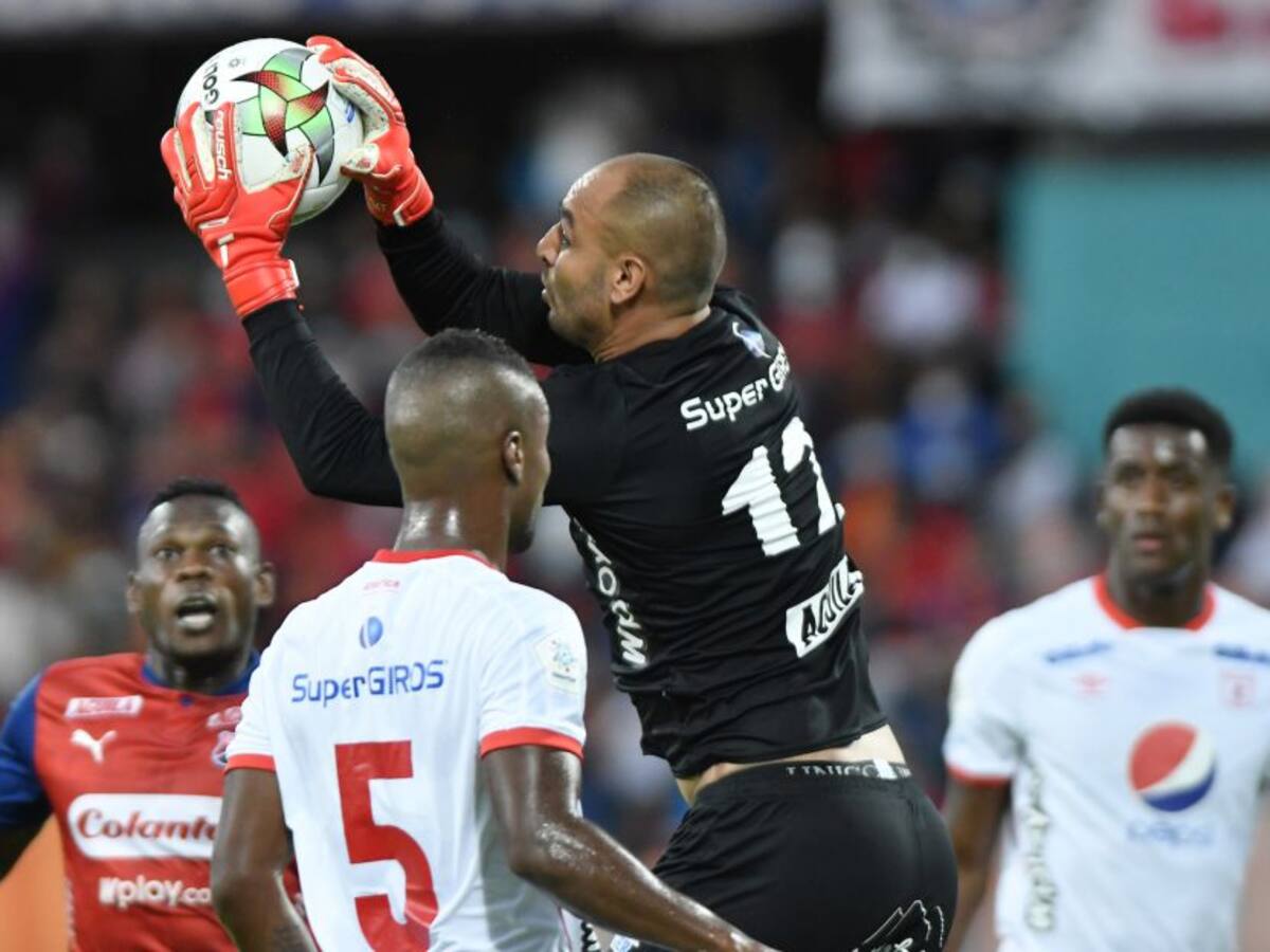 Novoa: "El objetivo es dominar acá y ser protagonistas internacionalmente"