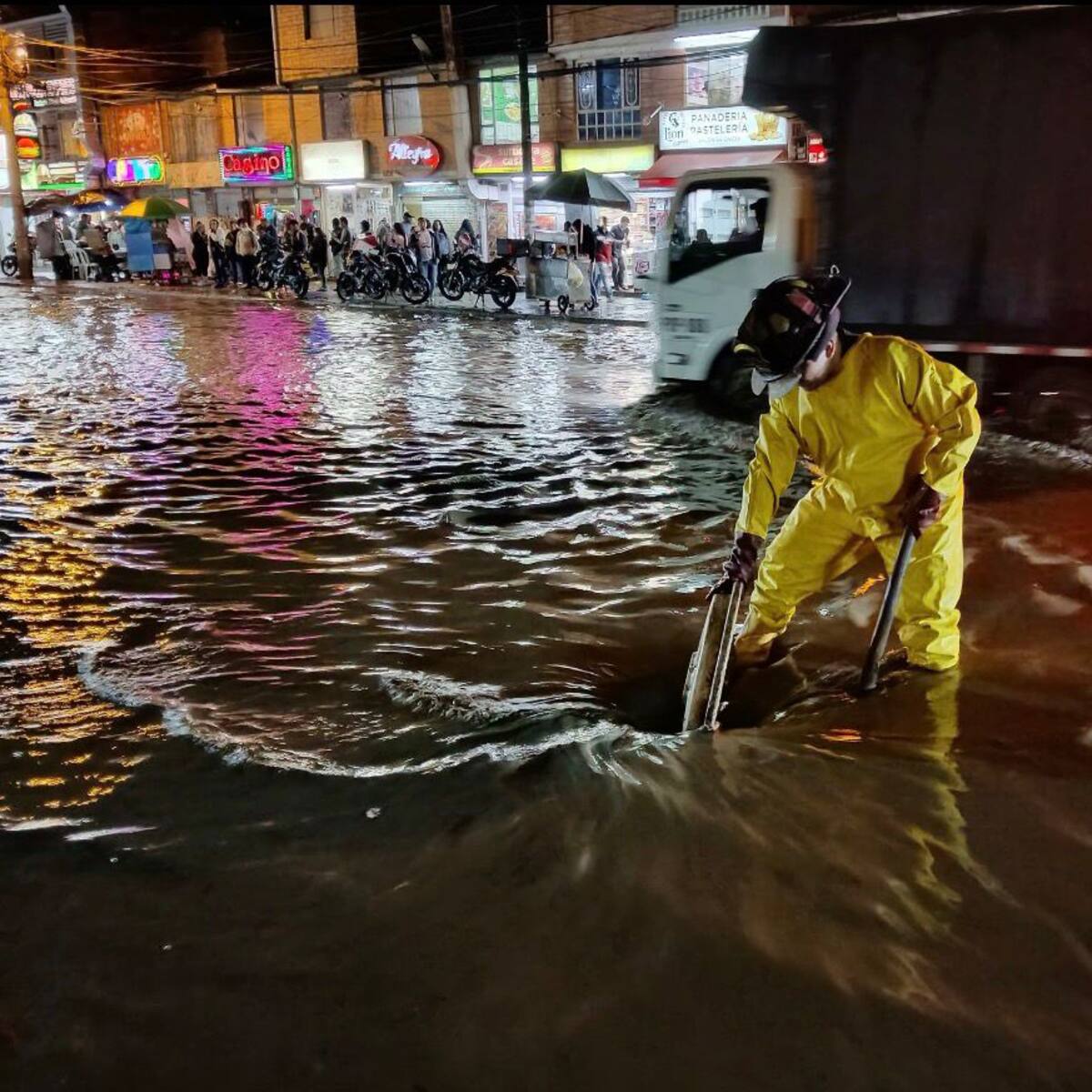 Soacha bajo el agua: fuertes lluvias afectan varios barrios y vías principales